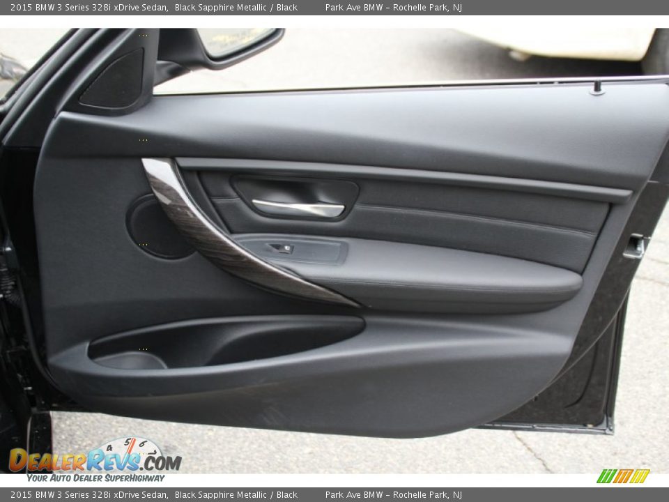 Door Panel of 2015 BMW 3 Series 328i xDrive Sedan Photo #27