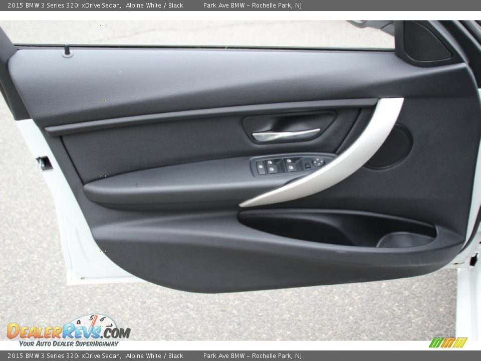 2015 BMW 3 Series 320i xDrive Sedan Alpine White / Black Photo #8
