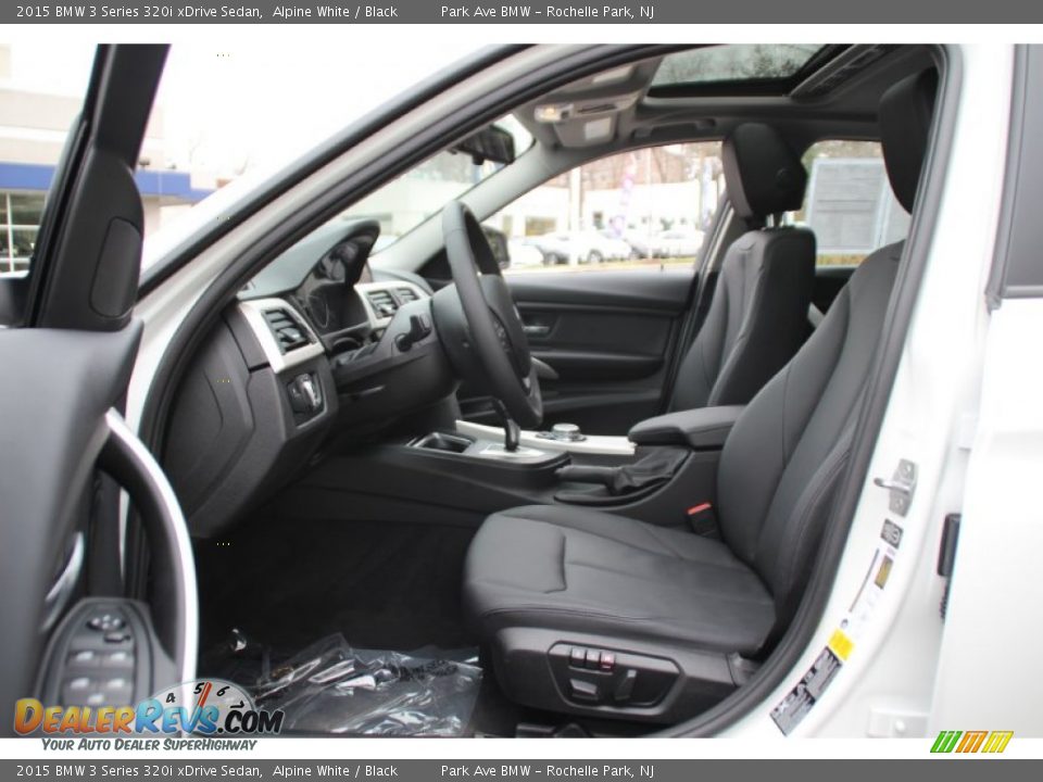 2015 BMW 3 Series 320i xDrive Sedan Alpine White / Black Photo #11