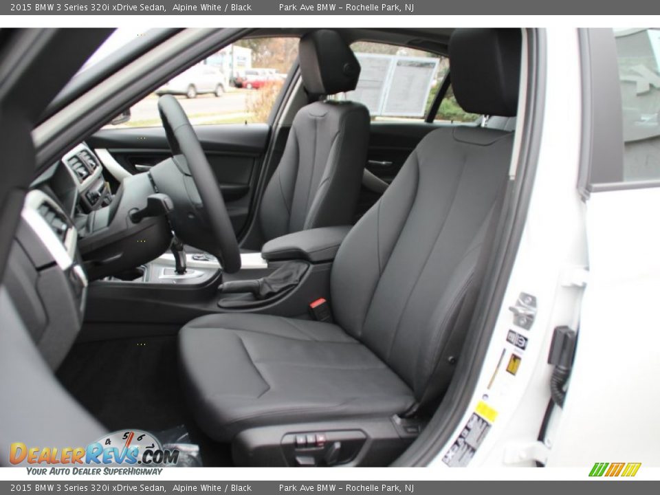 2015 BMW 3 Series 320i xDrive Sedan Alpine White / Black Photo #13