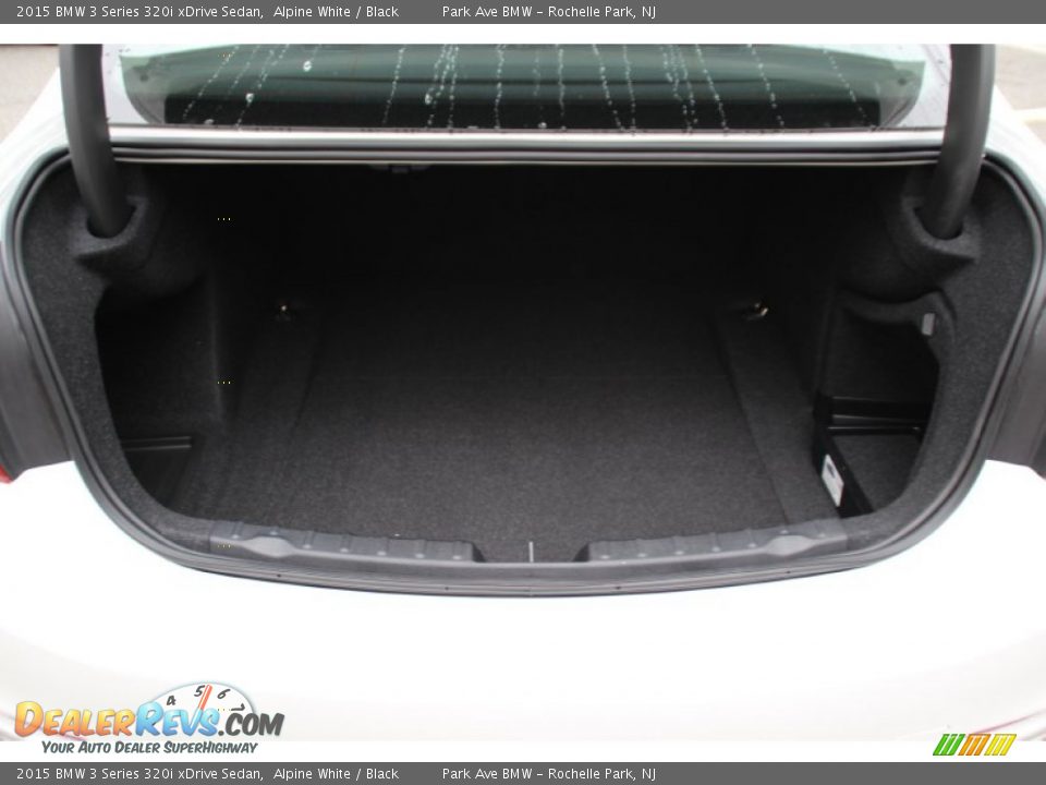 2015 BMW 3 Series 320i xDrive Sedan Alpine White / Black Photo #22