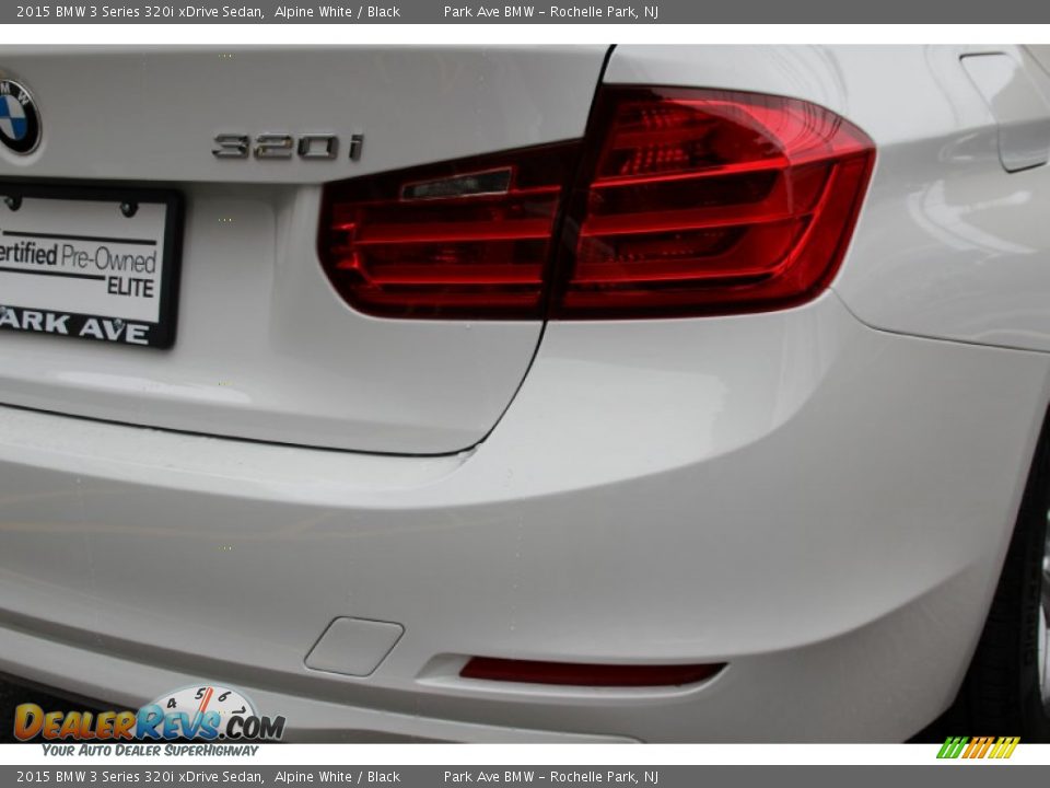2015 BMW 3 Series 320i xDrive Sedan Alpine White / Black Photo #23