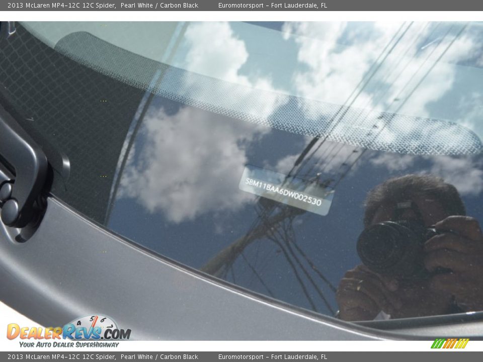 2013 McLaren MP4-12C 12C Spider Pearl White / Carbon Black Photo #12