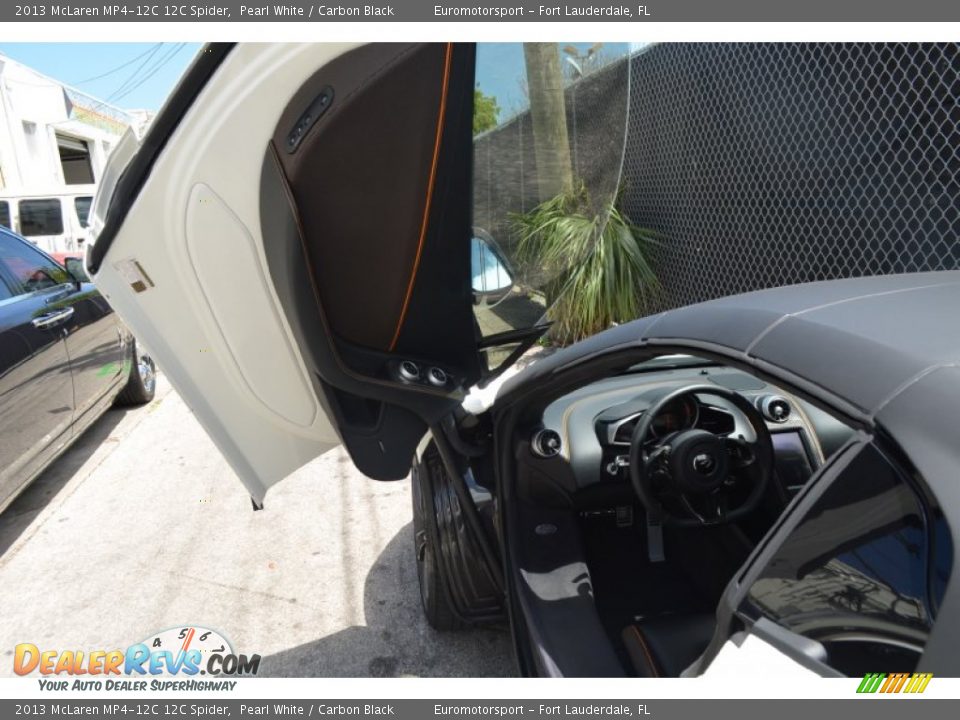 2013 McLaren MP4-12C 12C Spider Pearl White / Carbon Black Photo #13