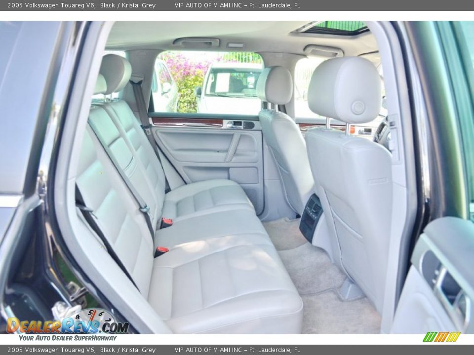 2005 Volkswagen Touareg V6 Black / Kristal Grey Photo #19