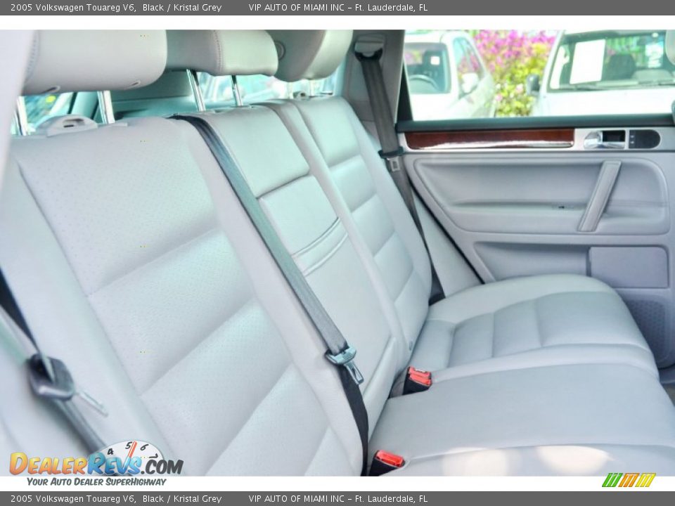 2005 Volkswagen Touareg V6 Black / Kristal Grey Photo #21