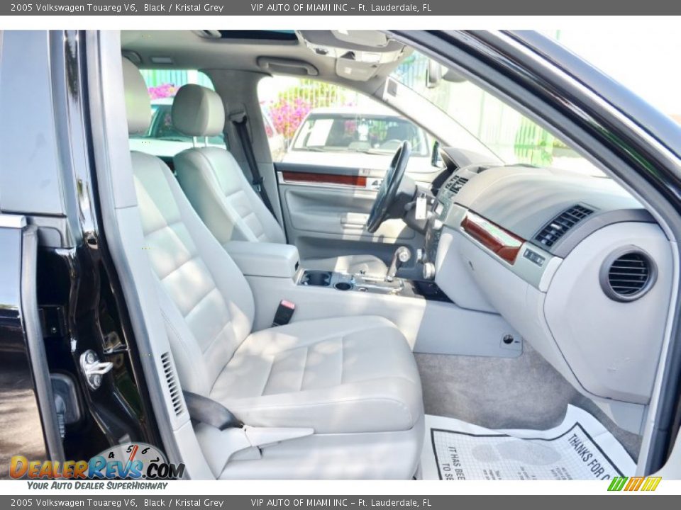 2005 Volkswagen Touareg V6 Black / Kristal Grey Photo #27