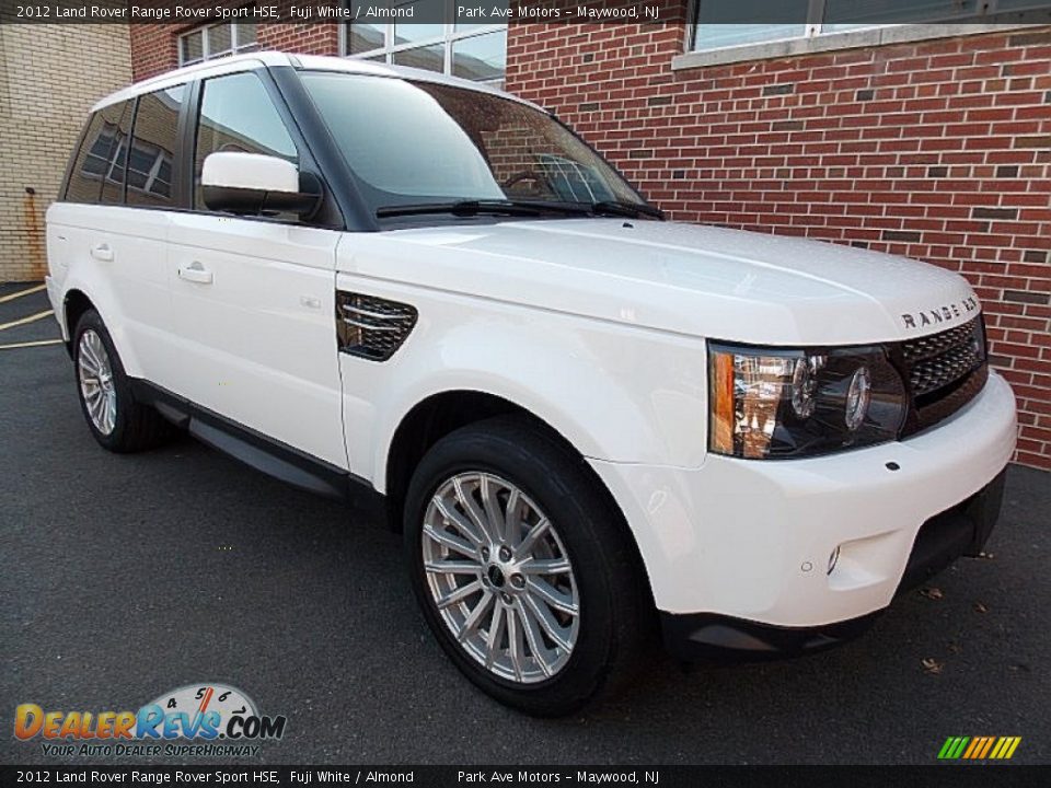 Front 3/4 View of 2012 Land Rover Range Rover Sport HSE Photo #7