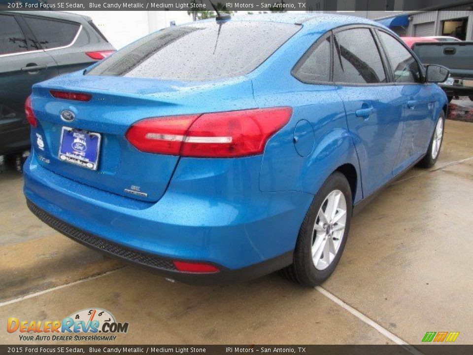 2015 Ford Focus SE Sedan Blue Candy Metallic / Medium Light Stone Photo #8