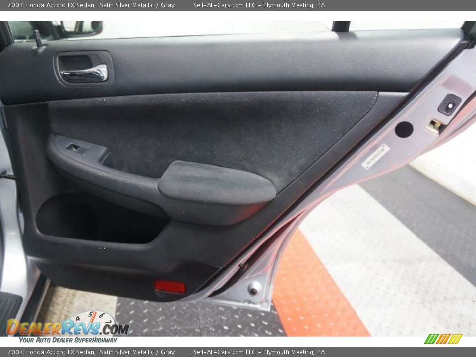 2003 Honda Accord LX Sedan Satin Silver Metallic / Gray Photo #16