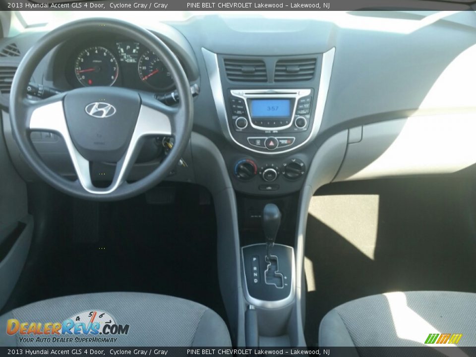 2013 Hyundai Accent GLS 4 Door Cyclone Gray / Gray Photo #21