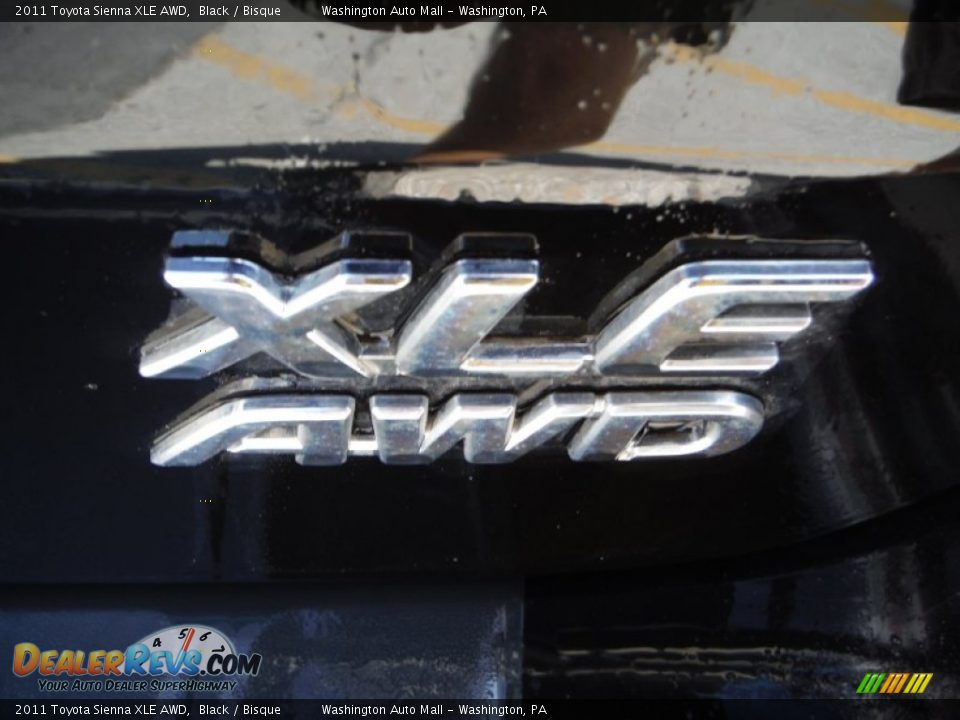 2011 Toyota Sienna XLE AWD Black / Bisque Photo #8