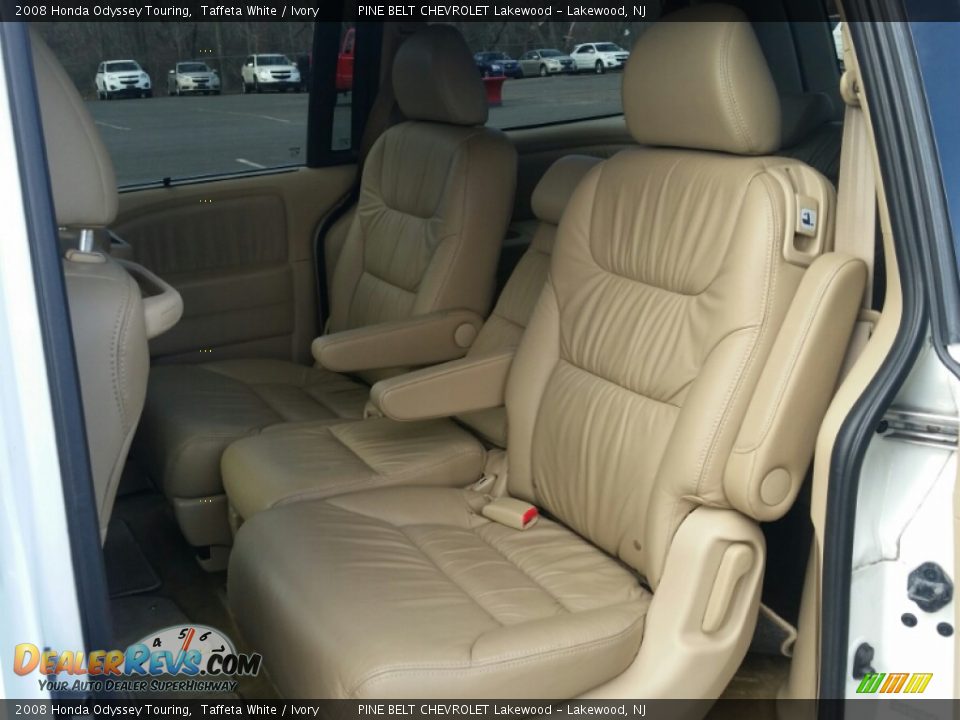 2008 Honda Odyssey Touring Taffeta White / Ivory Photo #12