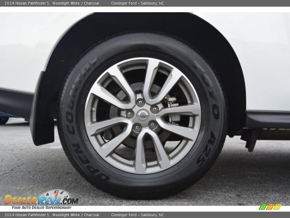 2014 Nissan Pathfinder S Moonlight White / Charcoal Photo #8