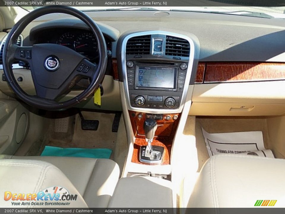 2007 Cadillac SRX V6 White Diamond / Cashmere Photo #7