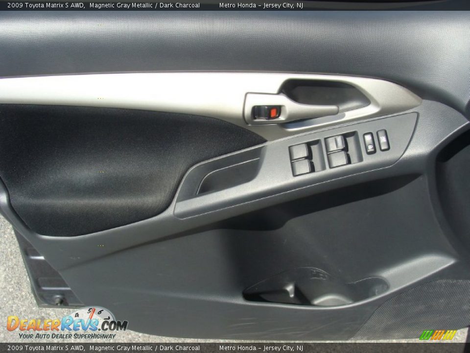 2009 Toyota Matrix S AWD Magnetic Gray Metallic / Dark Charcoal Photo #9