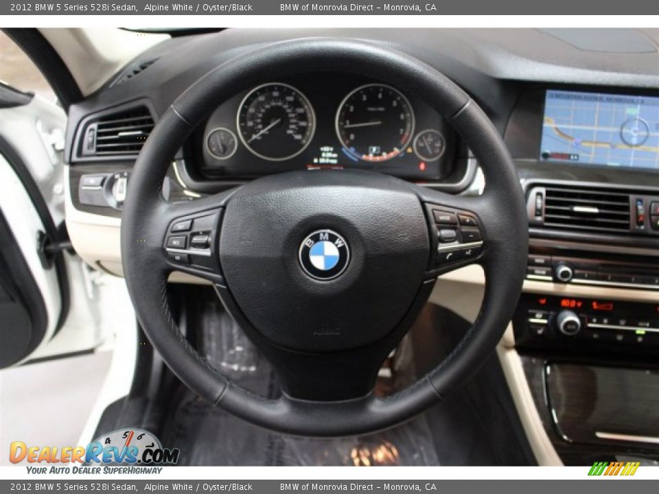 2012 BMW 5 Series 528i Sedan Alpine White / Oyster/Black Photo #25