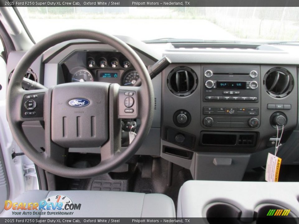 2015 Ford F250 Super Duty XL Crew Cab Oxford White / Steel Photo #23