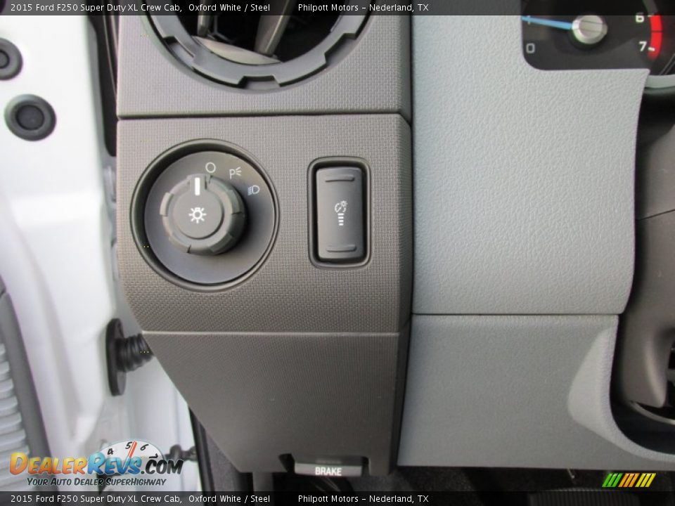 2015 Ford F250 Super Duty XL Crew Cab Oxford White / Steel Photo #31