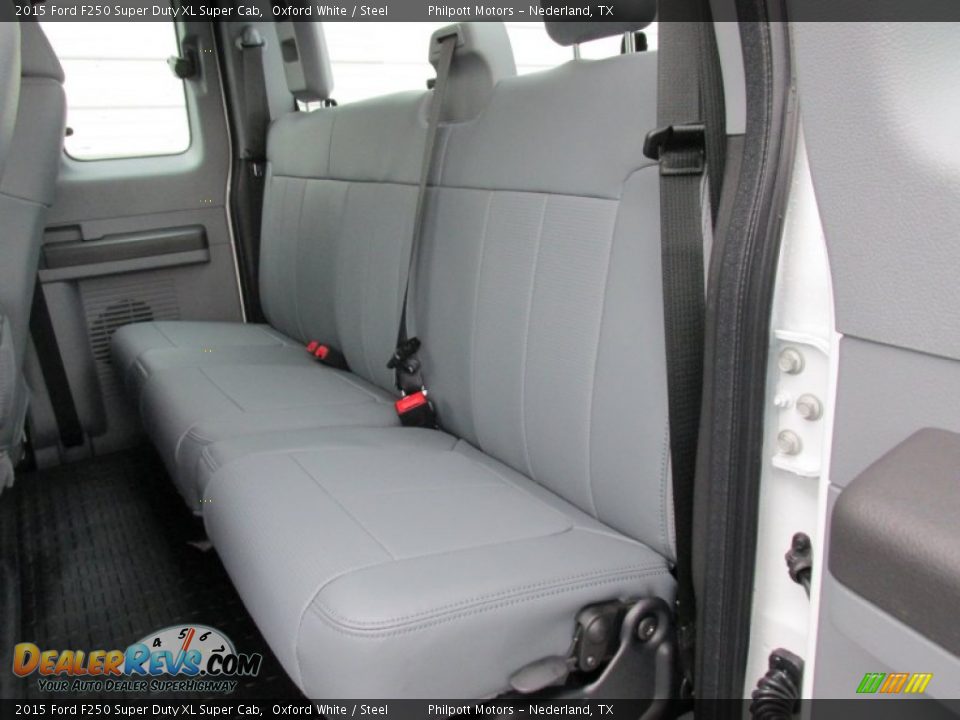 Rear Seat of 2015 Ford F250 Super Duty XL Super Cab Photo #19