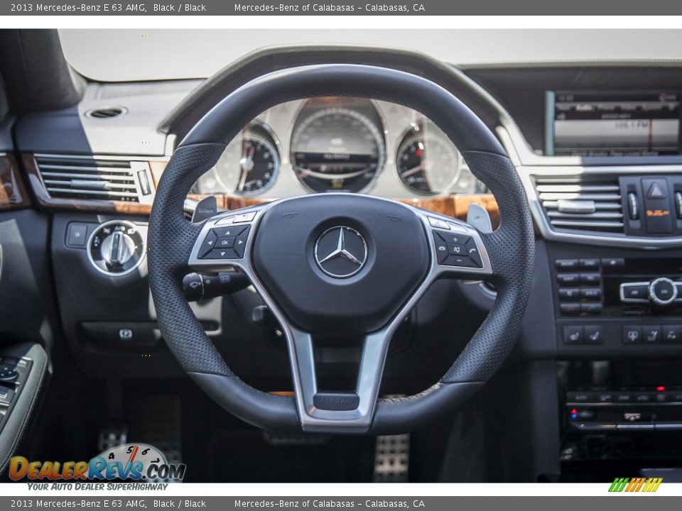 2013 Mercedes-Benz E 63 AMG Steering Wheel Photo #14