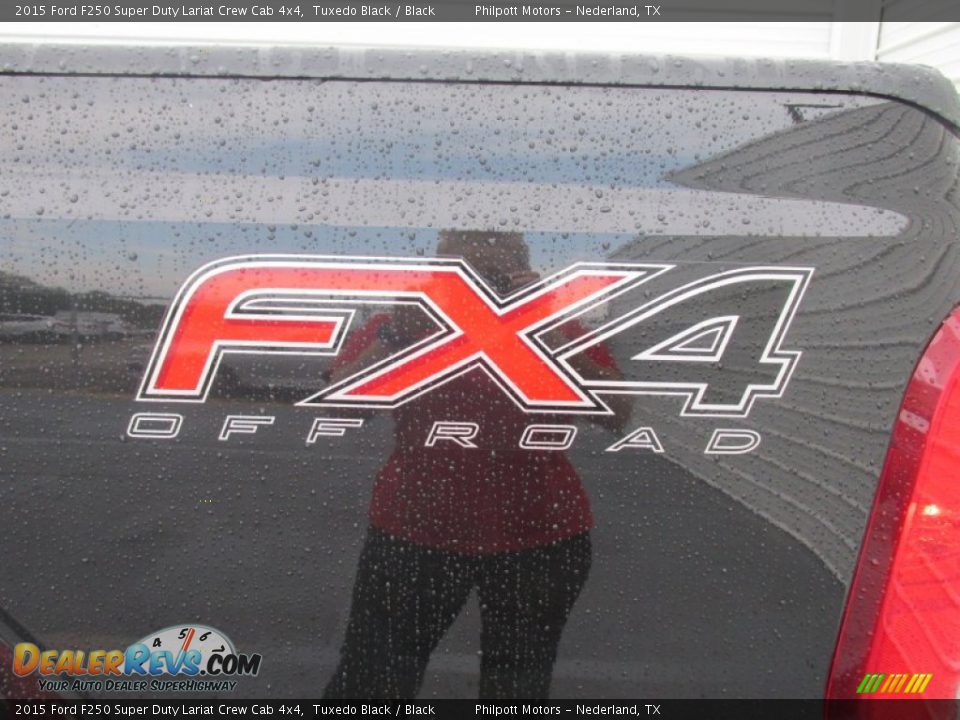 2015 Ford F250 Super Duty Lariat Crew Cab 4x4 Tuxedo Black / Black Photo #18