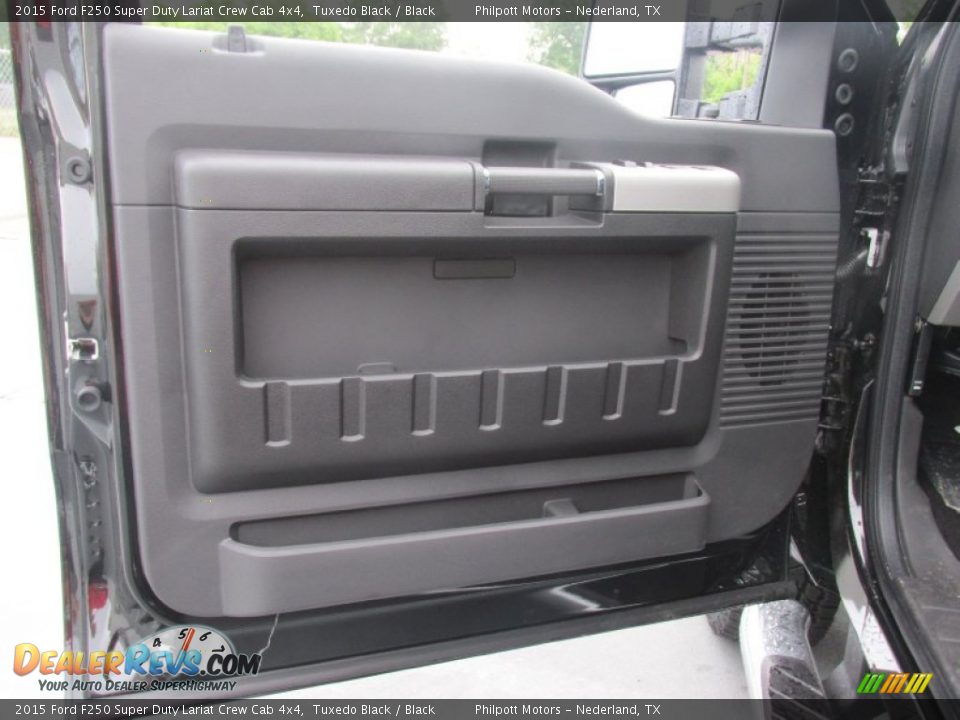 2015 Ford F250 Super Duty Lariat Crew Cab 4x4 Tuxedo Black / Black Photo #22