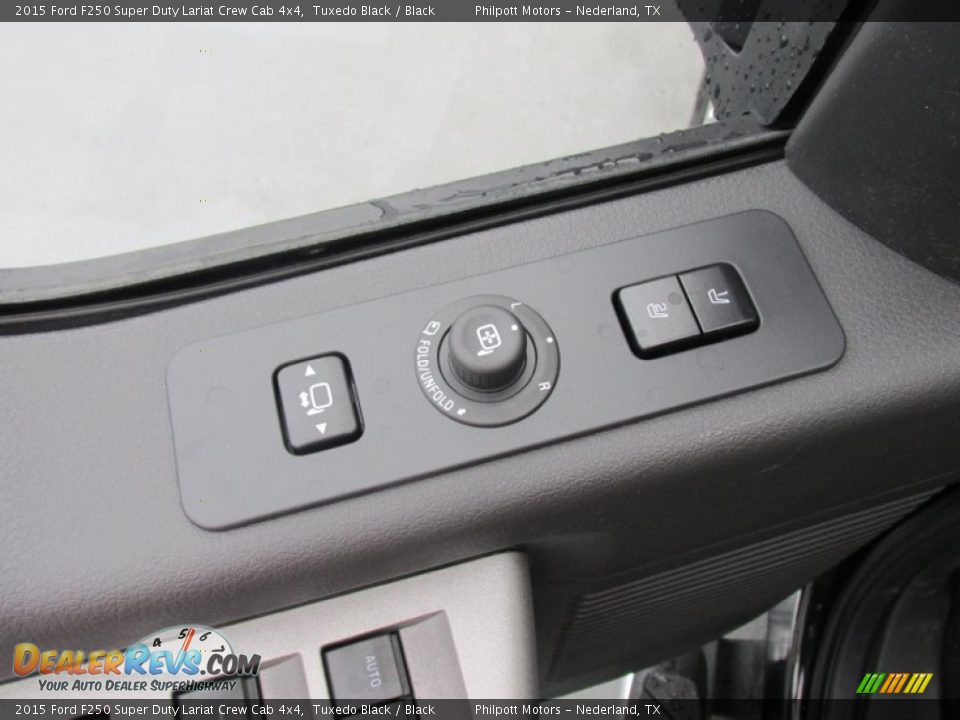 2015 Ford F250 Super Duty Lariat Crew Cab 4x4 Tuxedo Black / Black Photo #23
