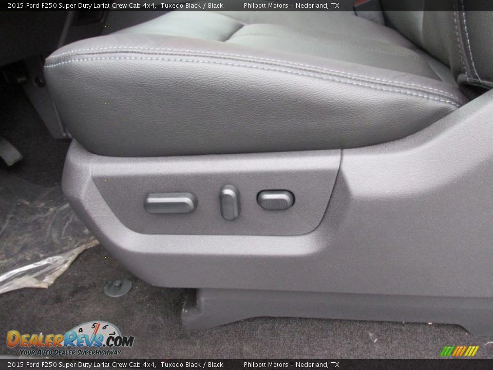 2015 Ford F250 Super Duty Lariat Crew Cab 4x4 Tuxedo Black / Black Photo #26