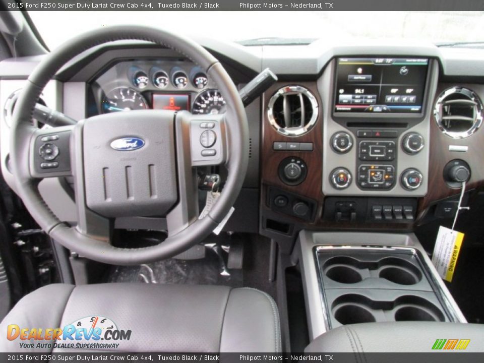 2015 Ford F250 Super Duty Lariat Crew Cab 4x4 Tuxedo Black / Black Photo #28