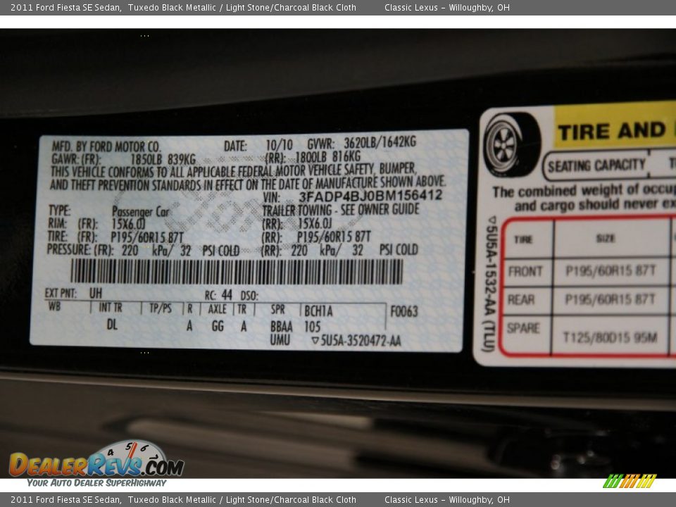 2011 Ford Fiesta SE Sedan Tuxedo Black Metallic / Light Stone/Charcoal Black Cloth Photo #14