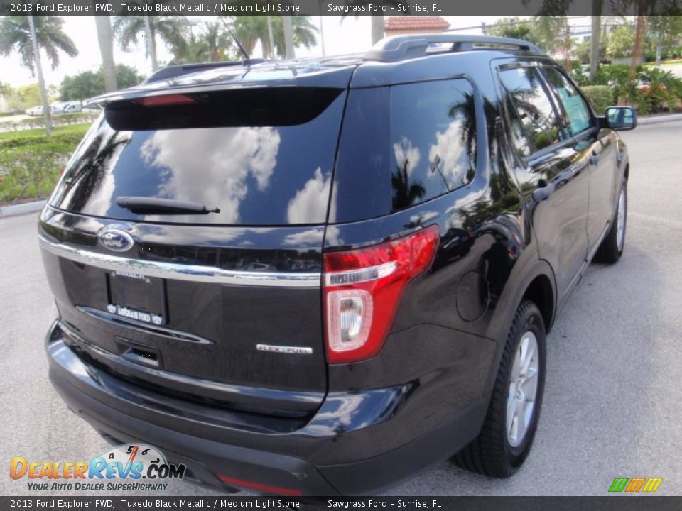 2013 Ford Explorer FWD Tuxedo Black Metallic / Medium Light Stone Photo #6