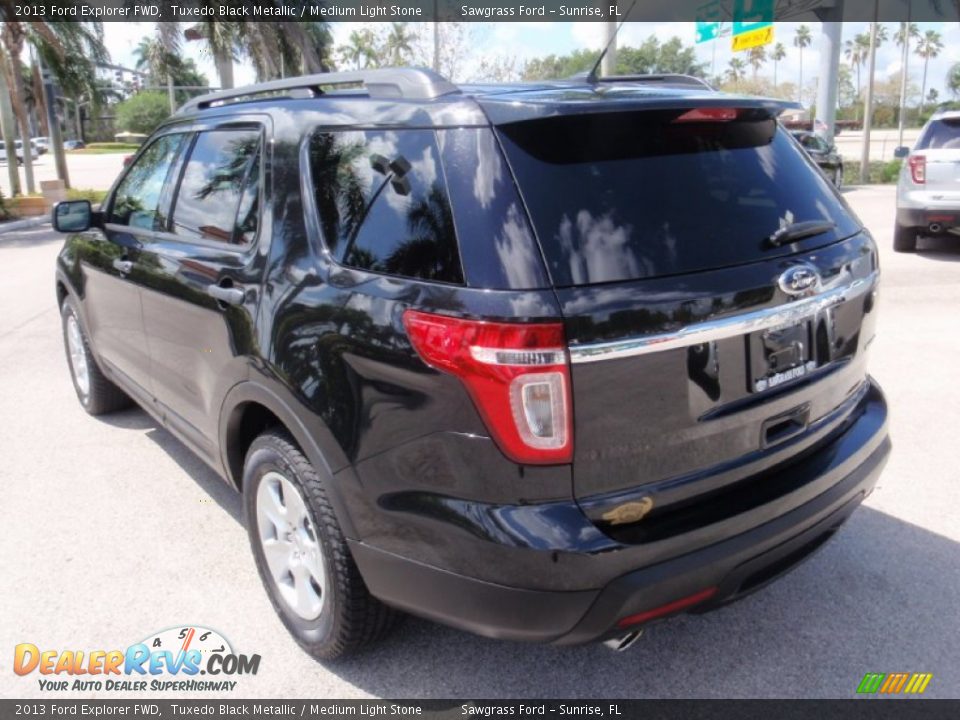 2013 Ford Explorer FWD Tuxedo Black Metallic / Medium Light Stone Photo #10
