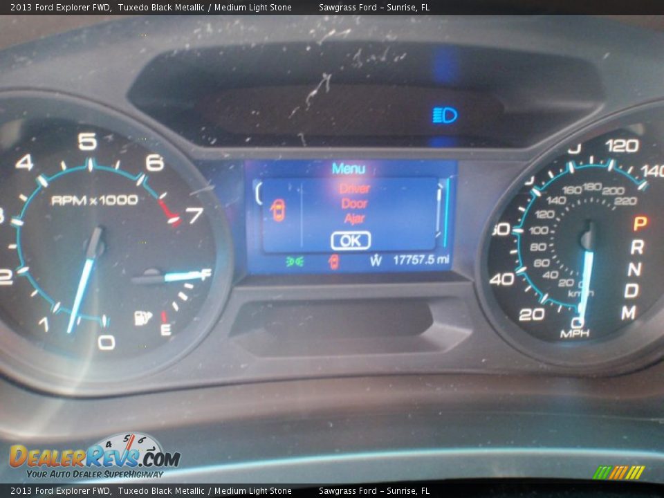 2013 Ford Explorer FWD Tuxedo Black Metallic / Medium Light Stone Photo #33