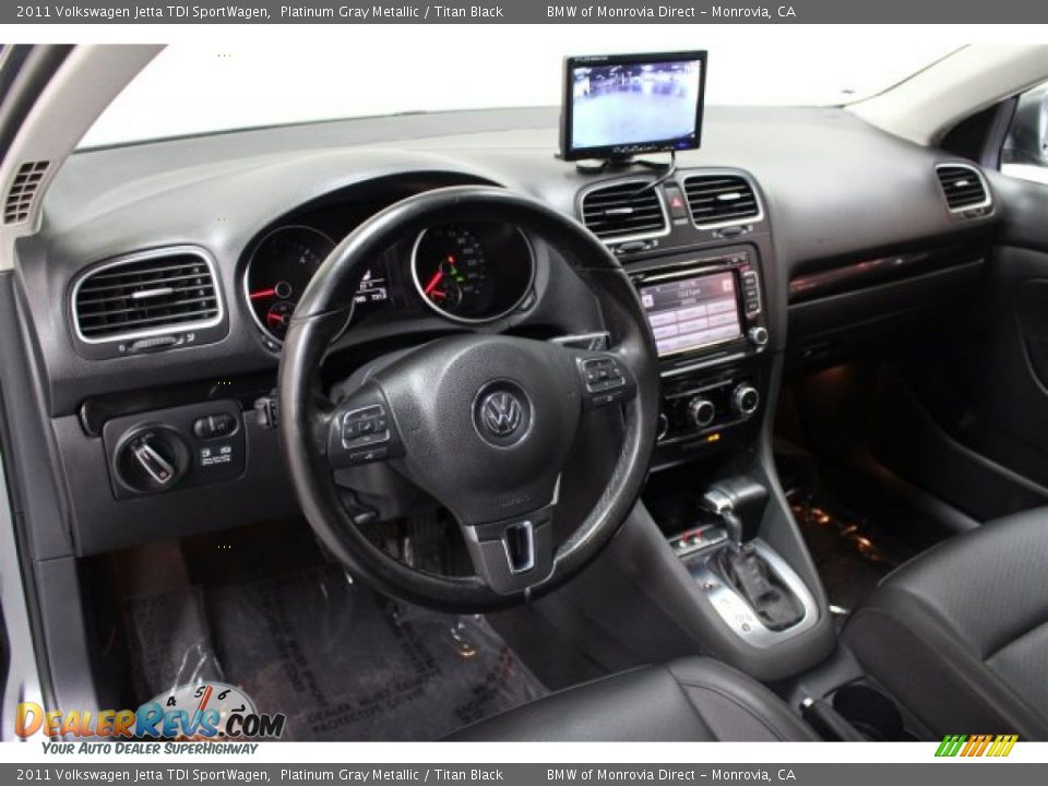 2011 Volkswagen Jetta TDI SportWagen Platinum Gray Metallic / Titan Black Photo #9