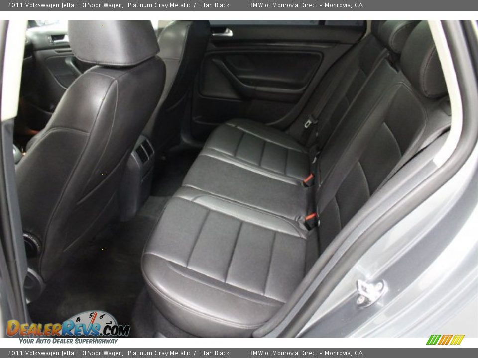 2011 Volkswagen Jetta TDI SportWagen Platinum Gray Metallic / Titan Black Photo #13