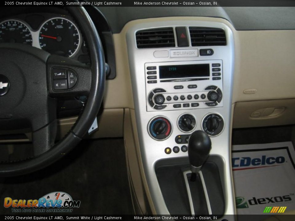 2005 Chevrolet Equinox LT AWD Summit White / Light Cashmere Photo #5