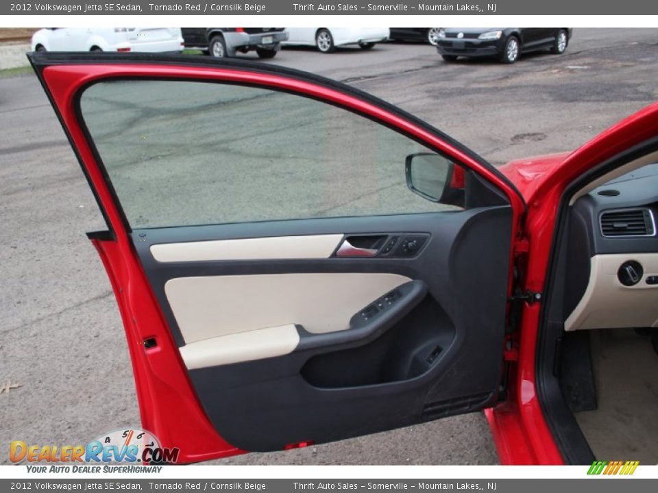 2012 Volkswagen Jetta SE Sedan Tornado Red / Cornsilk Beige Photo #9