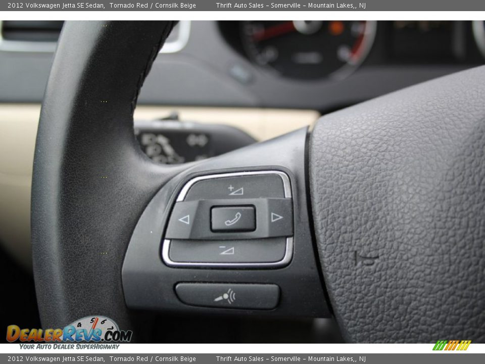2012 Volkswagen Jetta SE Sedan Tornado Red / Cornsilk Beige Photo #14