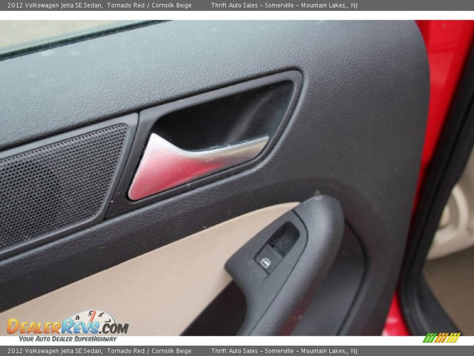 2012 Volkswagen Jetta SE Sedan Tornado Red / Cornsilk Beige Photo #20
