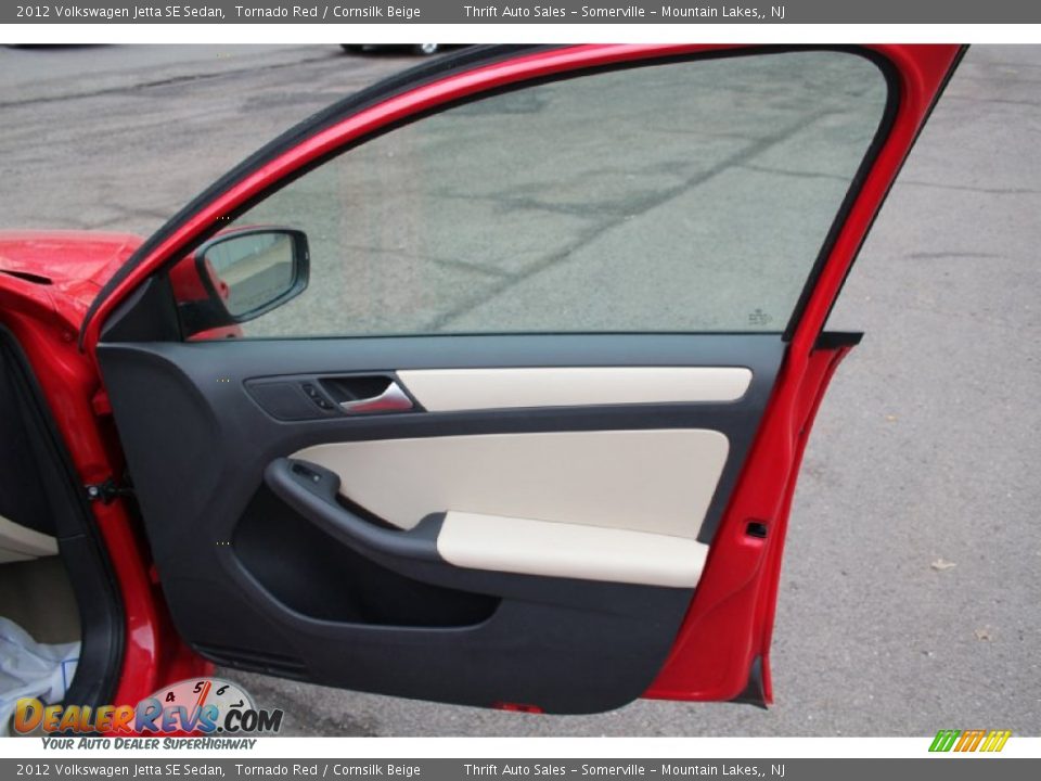 2012 Volkswagen Jetta SE Sedan Tornado Red / Cornsilk Beige Photo #25
