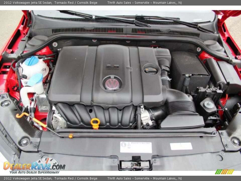 2012 Volkswagen Jetta SE Sedan Tornado Red / Cornsilk Beige Photo #29