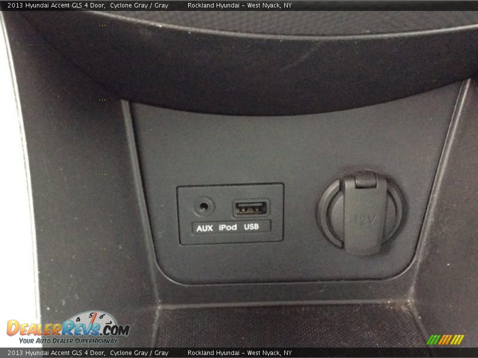 2013 Hyundai Accent GLS 4 Door Cyclone Gray / Gray Photo #17