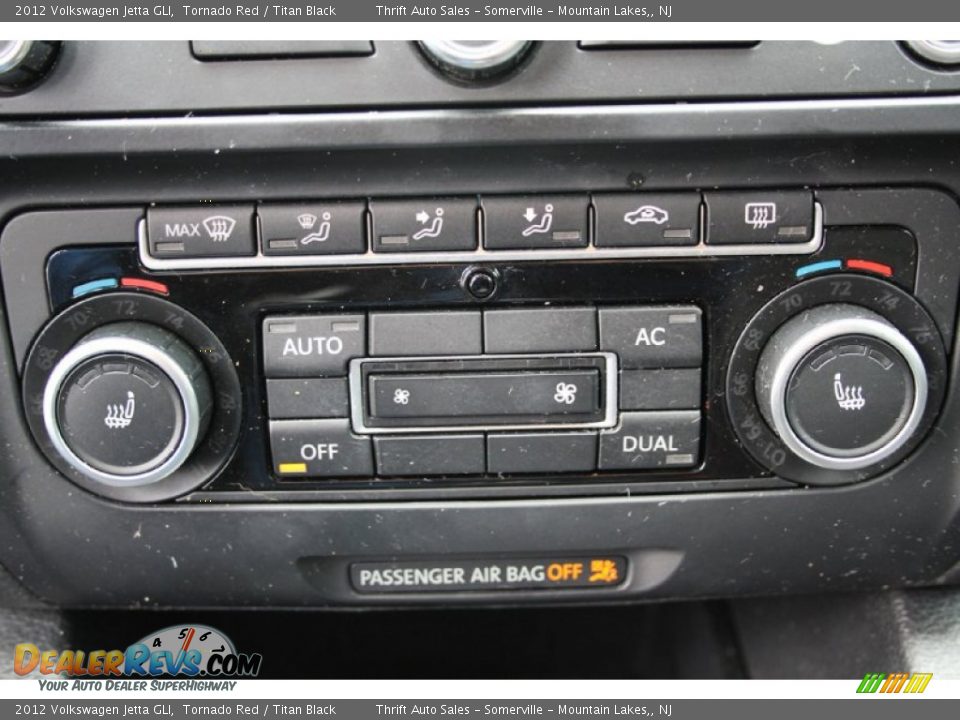 Controls of 2012 Volkswagen Jetta GLI Photo #25