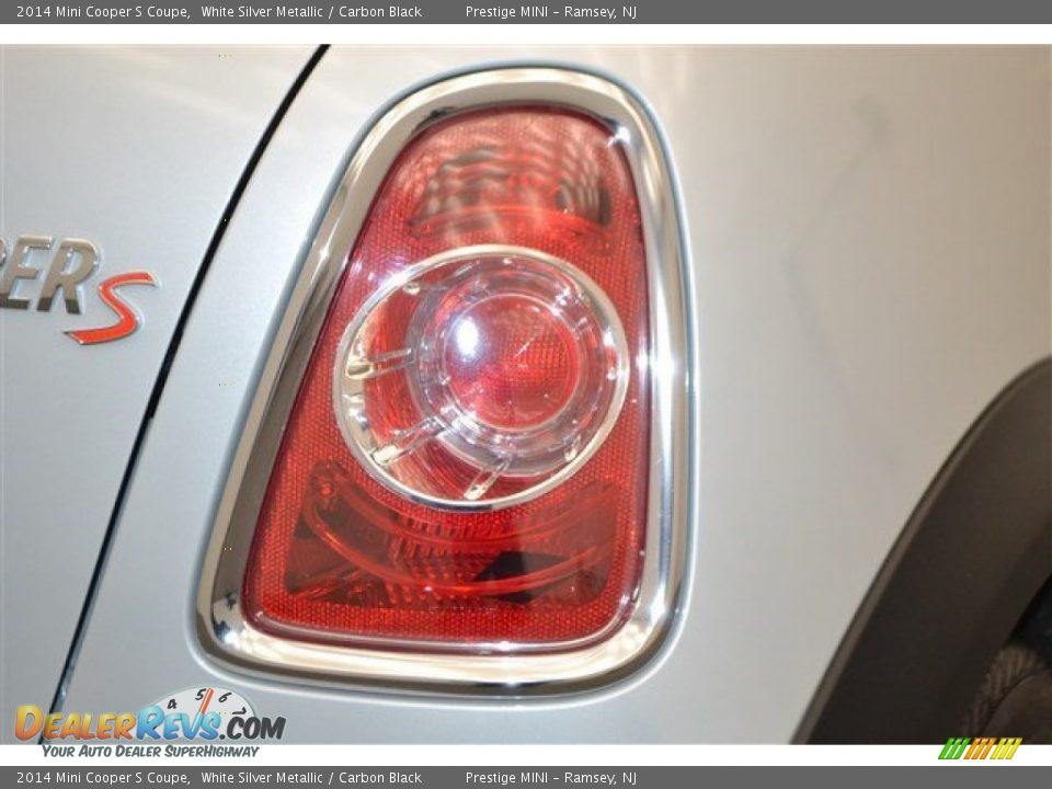 2014 Mini Cooper S Coupe White Silver Metallic / Carbon Black Photo #24