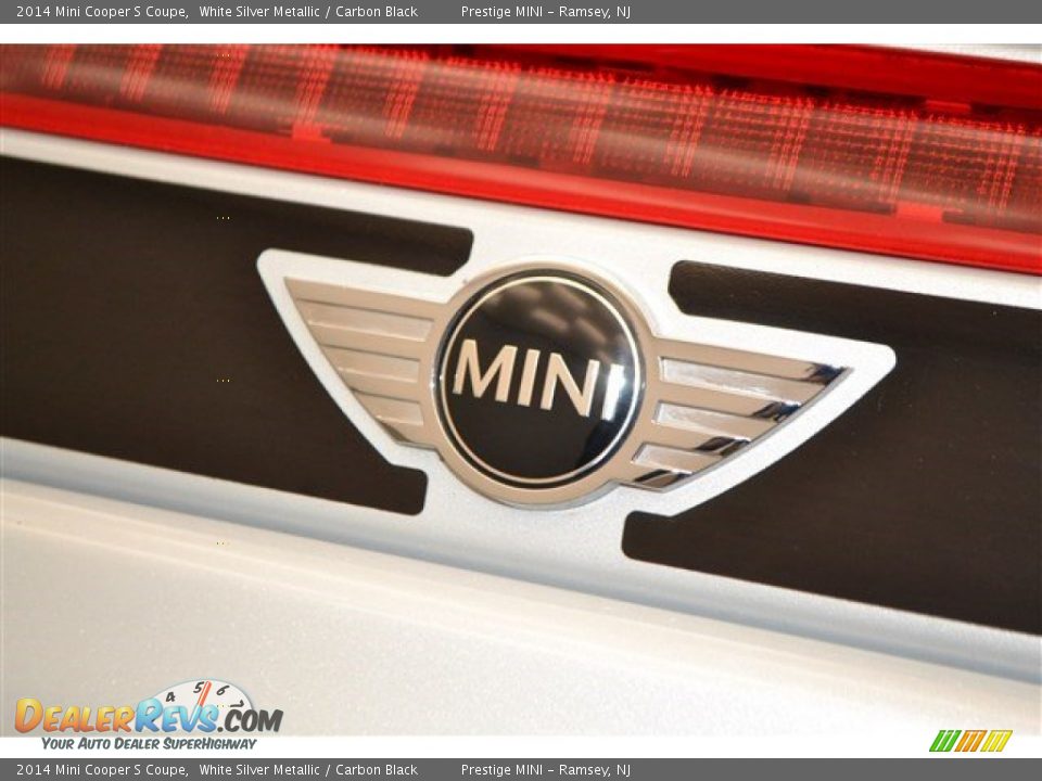 2014 Mini Cooper S Coupe White Silver Metallic / Carbon Black Photo #26