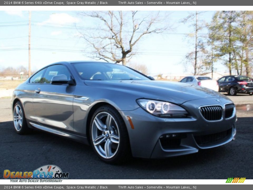 Front 3/4 View of 2014 BMW 6 Series 640i xDrive Coupe Photo #3