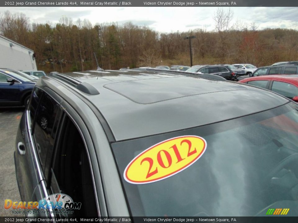 2012 Jeep Grand Cherokee Laredo 4x4 Mineral Gray Metallic / Black Photo #10