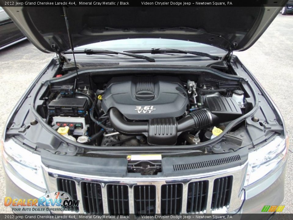 2012 Jeep Grand Cherokee Laredo 4x4 Mineral Gray Metallic / Black Photo #11