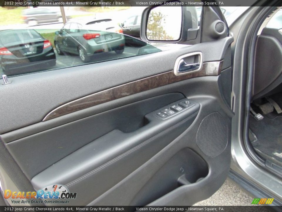 2012 Jeep Grand Cherokee Laredo 4x4 Mineral Gray Metallic / Black Photo #13